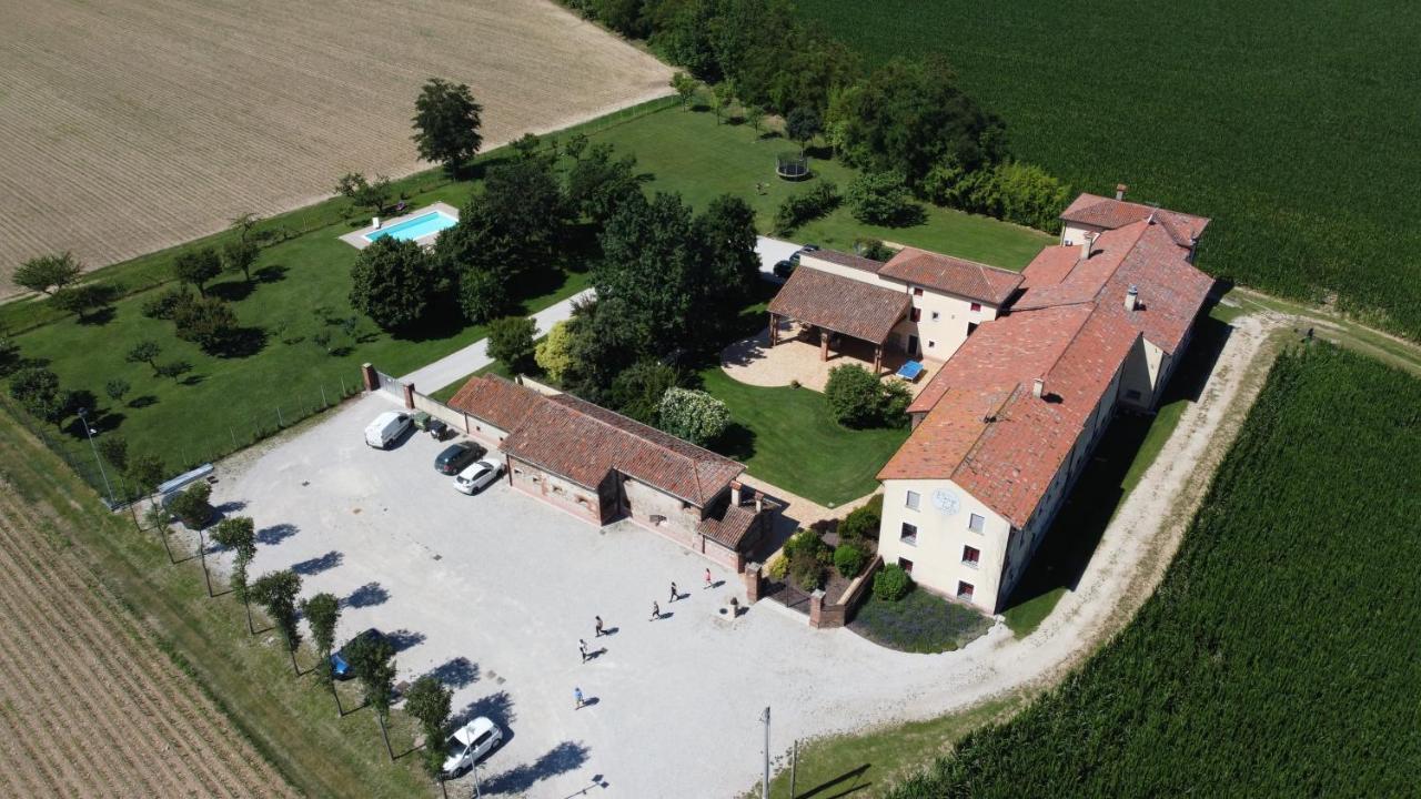 Agriturismo Borgo Tecla Роза Экстерьер фото