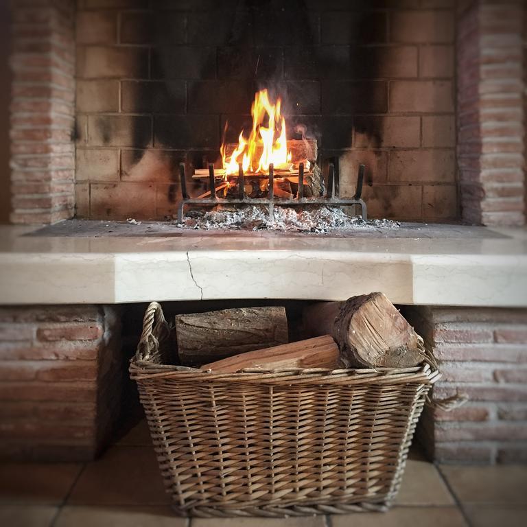 Agriturismo Borgo Tecla Роза Экстерьер фото